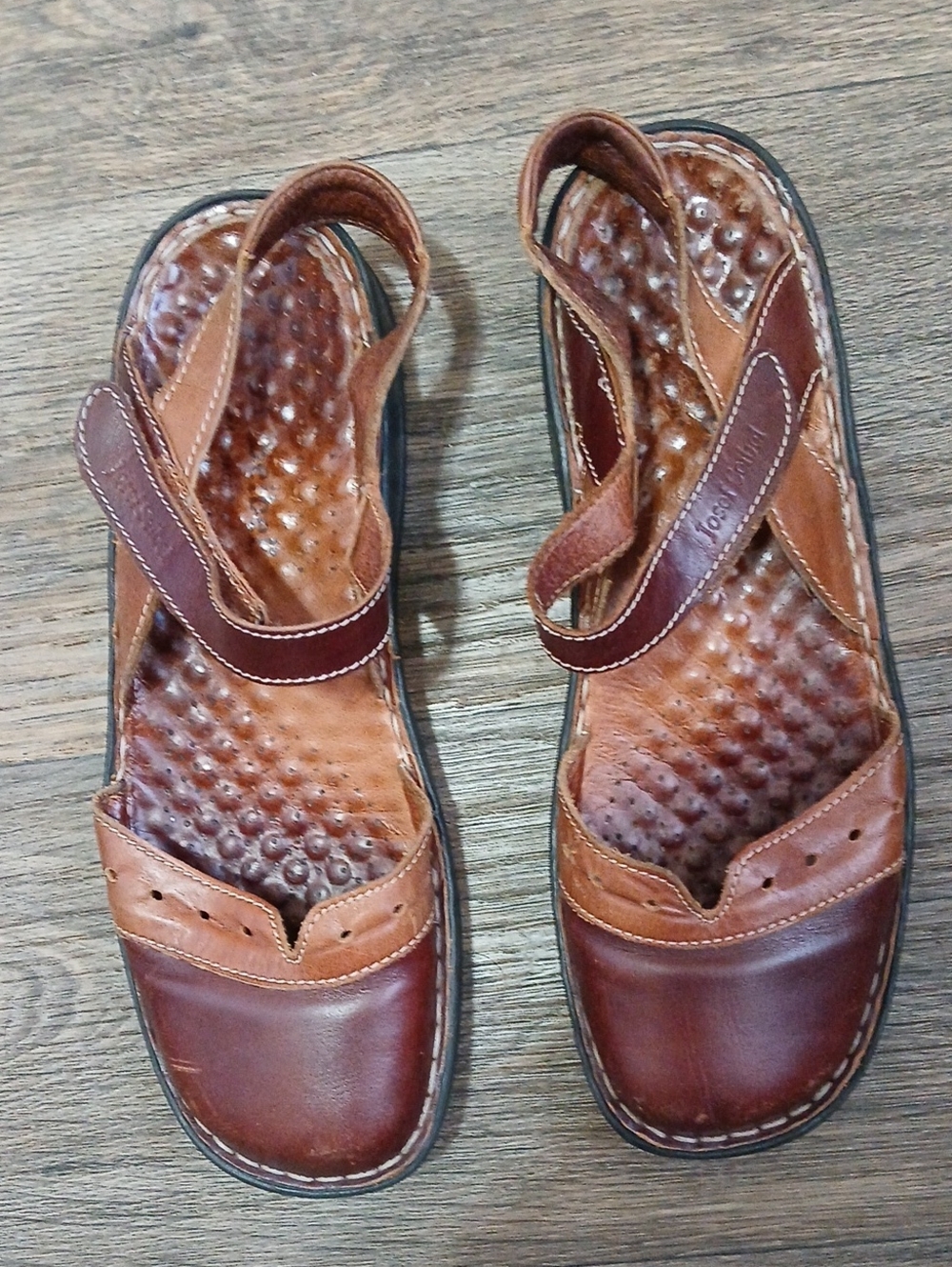 Josef Seibel Women's Two-Tone Brown Leather Sandals.